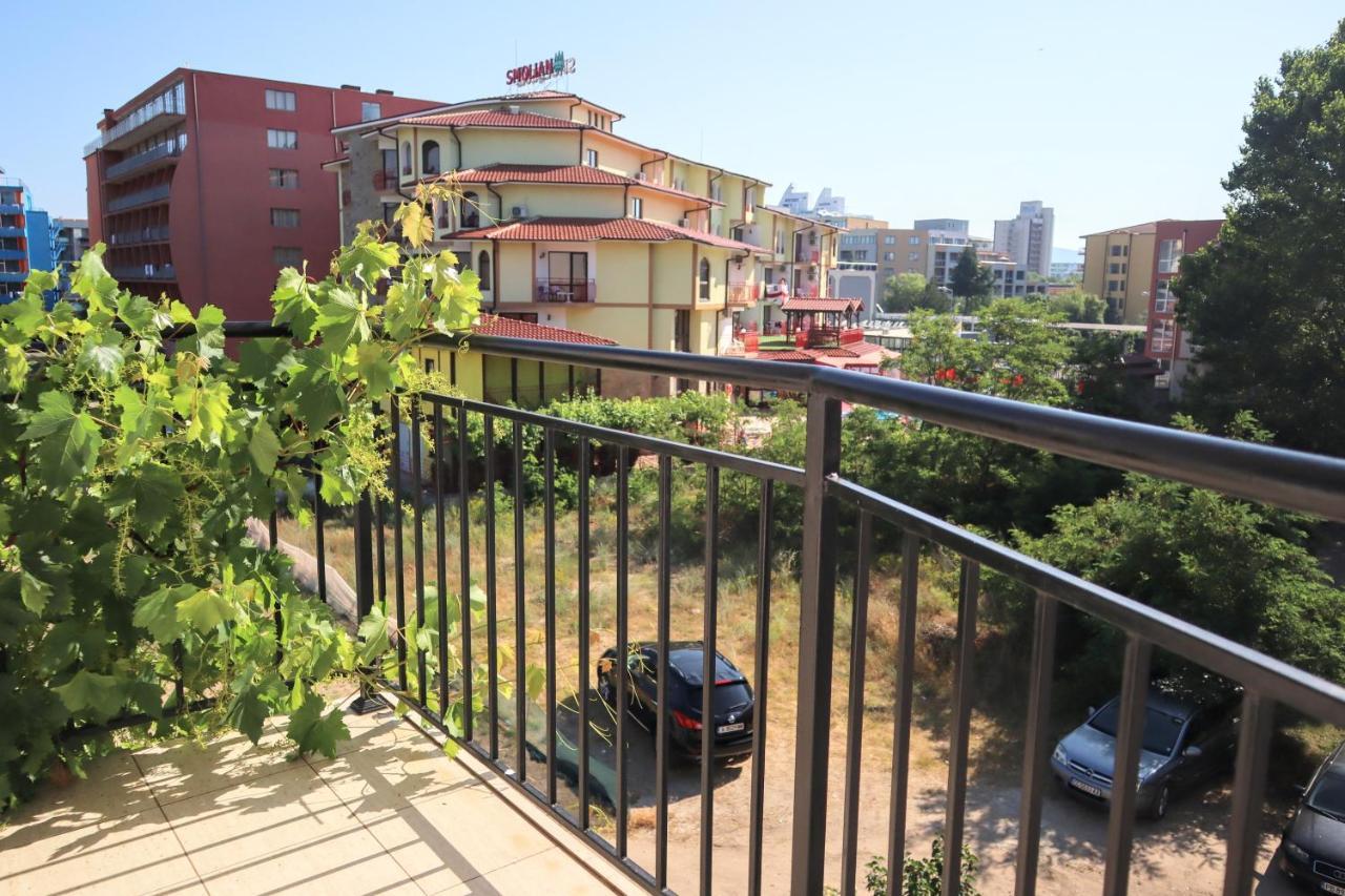 Къща За Гости "Arawana" Sunny Beach Exterior foto